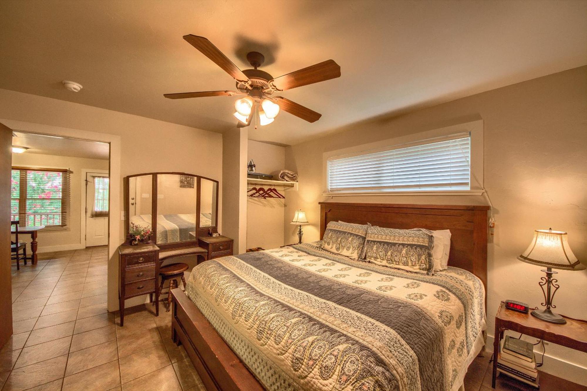 Annettes Cottage A Fredericksburg Luaran gambar